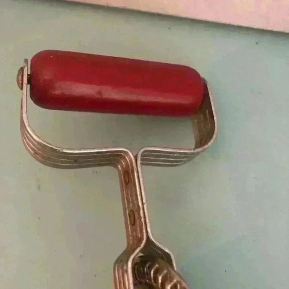 Antique Manual Hand Mixer Egg Beater Cake Mixer Farmhouse Decor Prairie Cottage - Picture 6 of 8